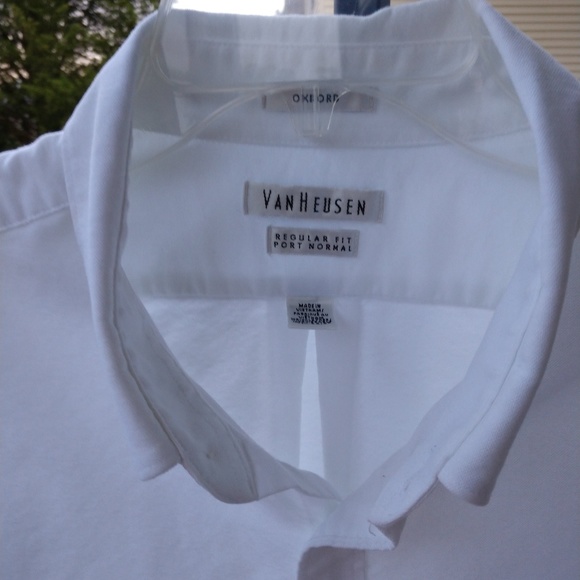 SOLD !!! Van Heusen White Oxford Size 18 1/2 LS 34/35 - Picture 2 of 6